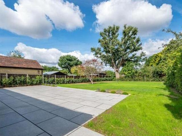 House for sale in Kedleston, East Midlands