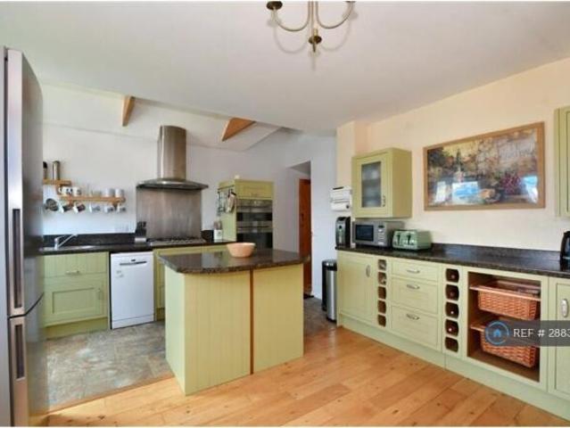 Bungalow for rent in Midway, Kent