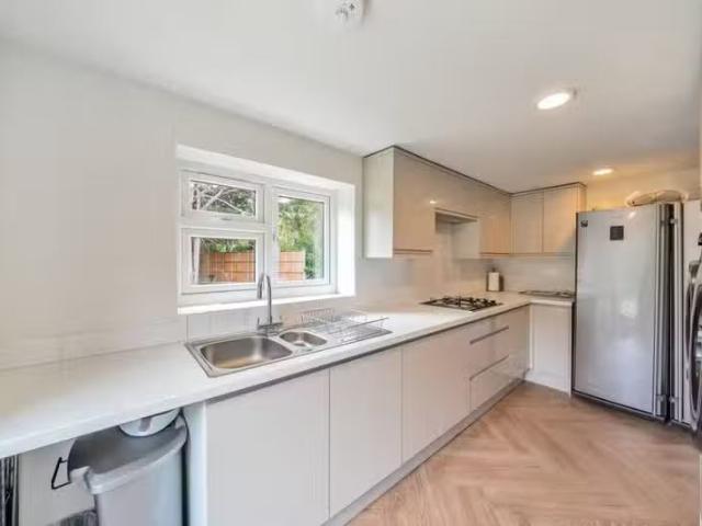 House for rent in Stamford Hill, Greater London