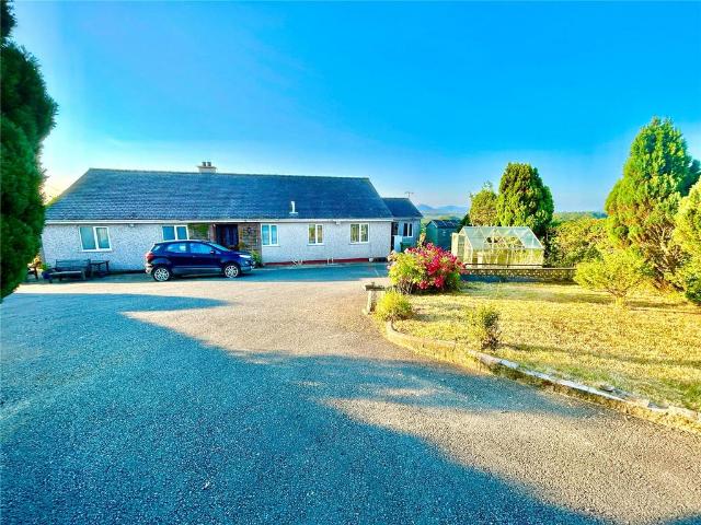 Bungalow for sale in Llanbedrgoch, Wales