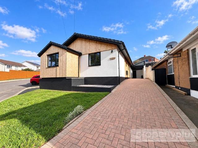 Bungalow for sale in Cwm Talwg, Barry