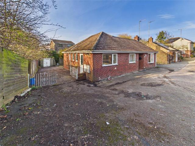 Bungalow for sale in Hythe, Fordham Heath