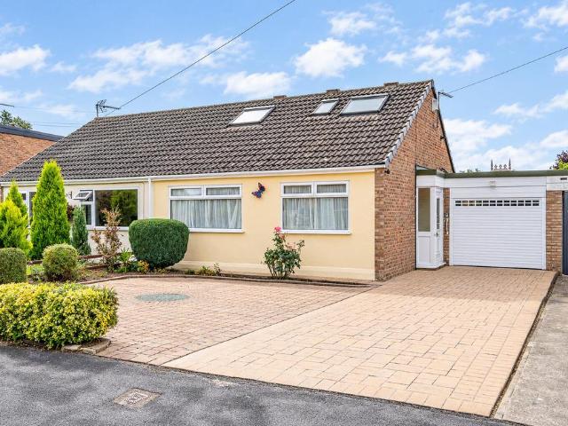 Bungalow for sale in York