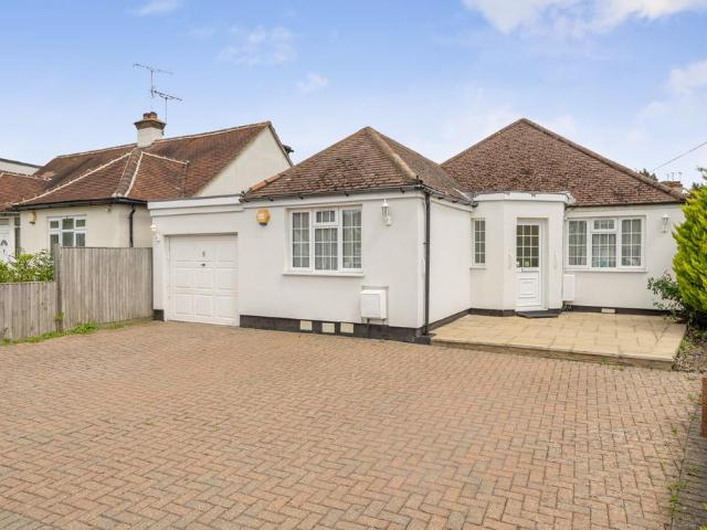 Bungalow for sale in Lane, Greater London