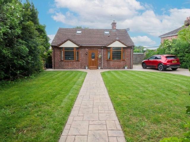 Bungalow for sale in Bryn Mawr, Wales