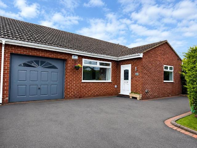 Bungalow for sale in Bryn Mawr, Wales