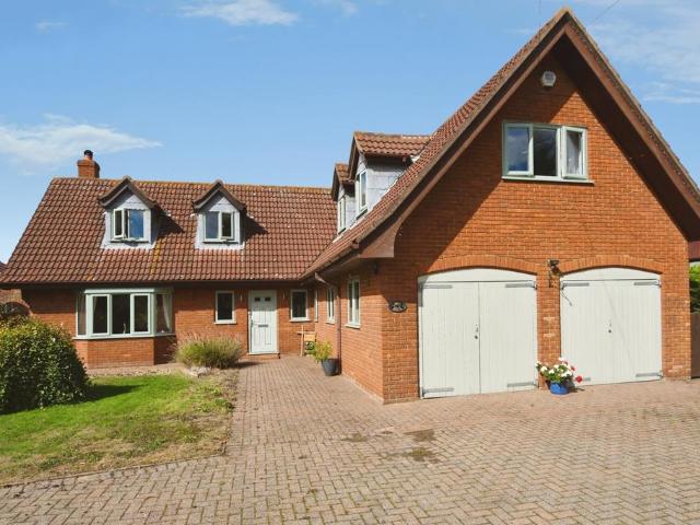 Bungalow for sale in Wragby, East Lindsey