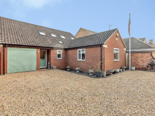 Bungalow for sale