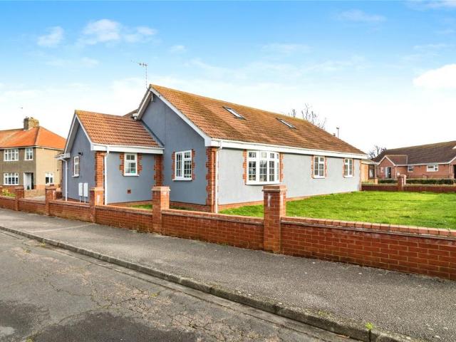 Bungalow for sale in Eastbridge, Suffolk
