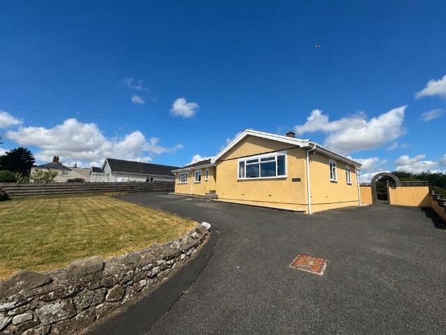 Bungalow for sale in Narberth, Wales