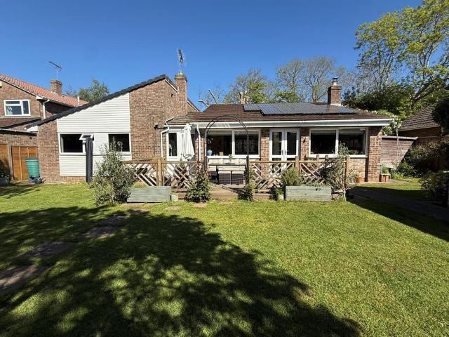 Bungalow for sale in Nailsea, North Somerset
