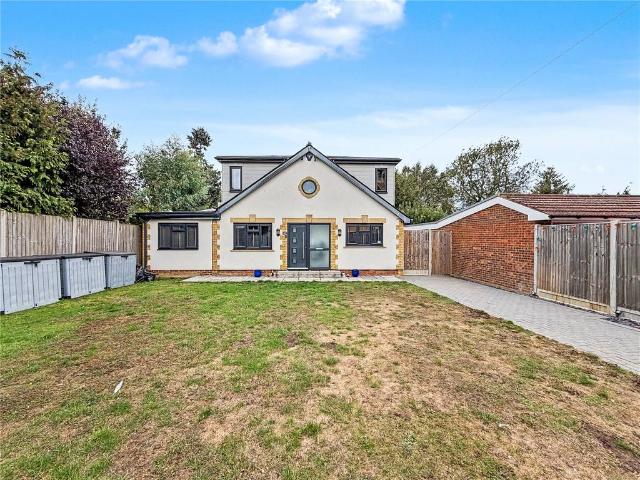 Bungalow for sale in Wigmore, Gillingham