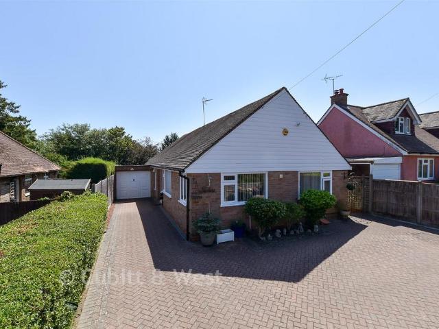 Bungalow for sale in Highwood, Horsham