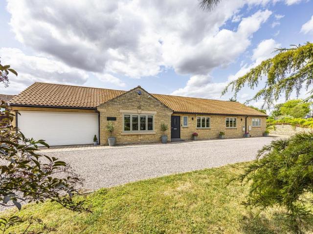 Bungalow for sale in Quarrington, North Kesteven
