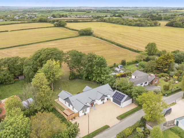 Bungalow for sale in Brandis Corner, Devon