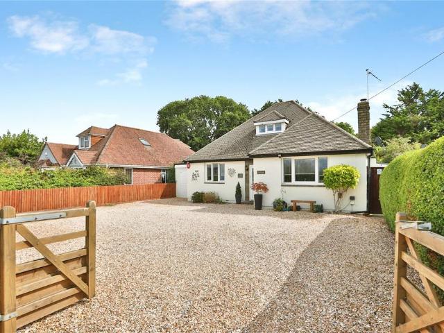Bungalow for sale in Burton and Winkton, Burton
