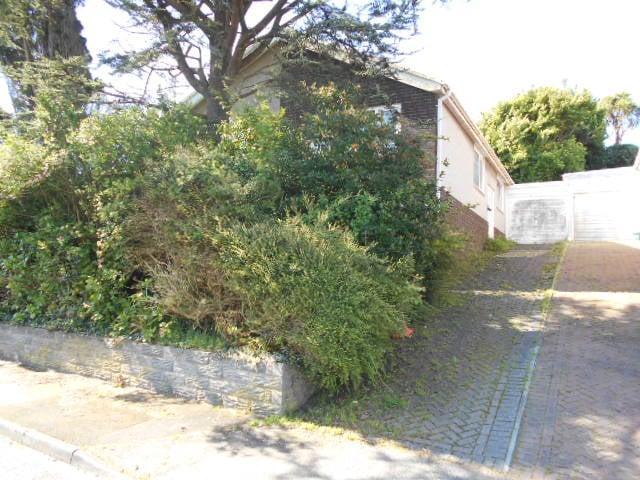Bungalow for sale in Thistleboon, Mumbles ,the