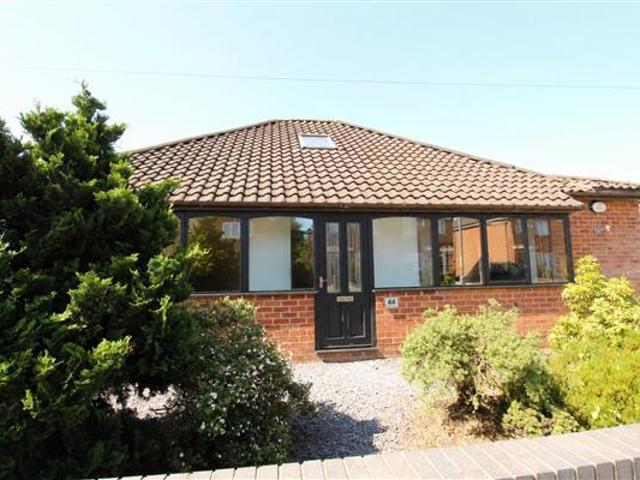 Bungalow for sale in Hollinwood, Pendock