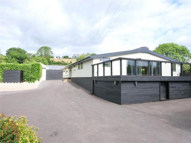 House for sale in Belluton, Pensford