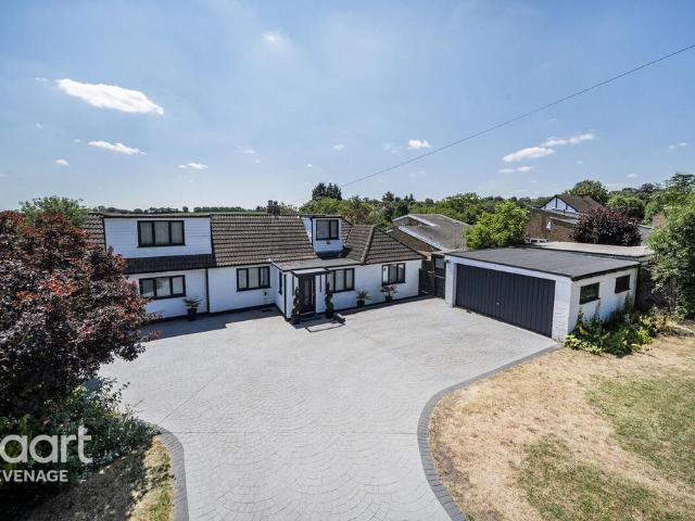 Bungalow for sale in Aston, Colliers End