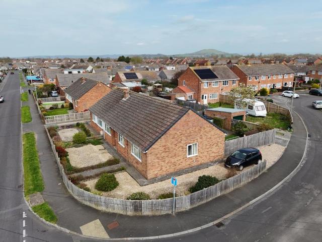 Bungalow for sale in Burnham-on-Sea and Highbridge, Burnham-on-sea