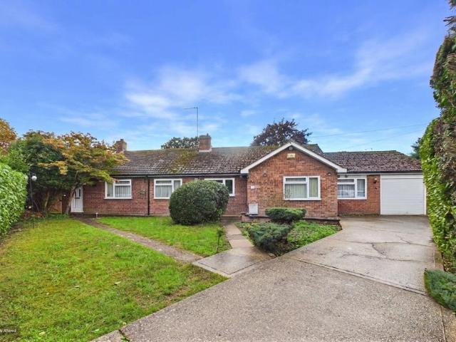 Bungalow for sale in Godmanchester, Huntingdonshire