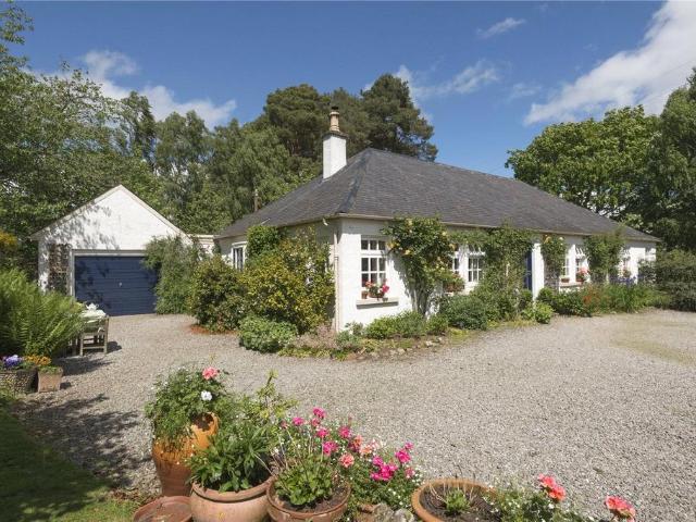 Bungalow for sale in Muir Of Ord, Scotland