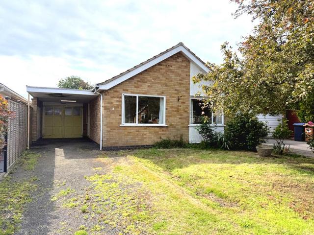 Bungalow for sale in Barton, Leicestershire