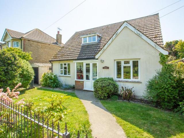 Bungalow for sale in Oxenden, The Bridge