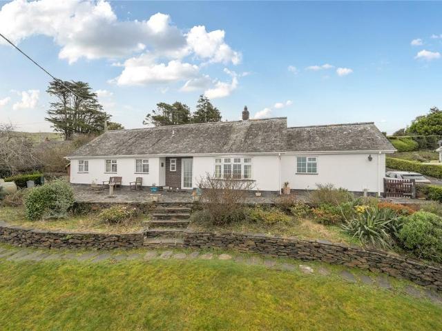 Bungalow for sale in Llwyngwril, Wales