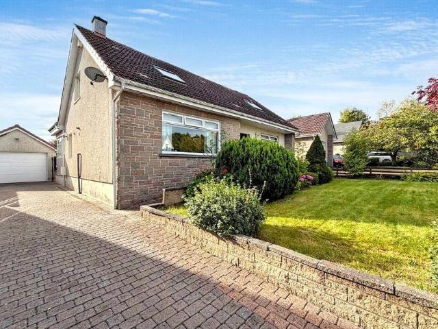 Bungalow for sale in Lairs, Blackwood