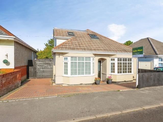 Bungalow for sale in Rossmore, Poole