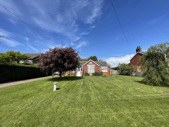 Bungalow for sale in Cabus, Lancashire