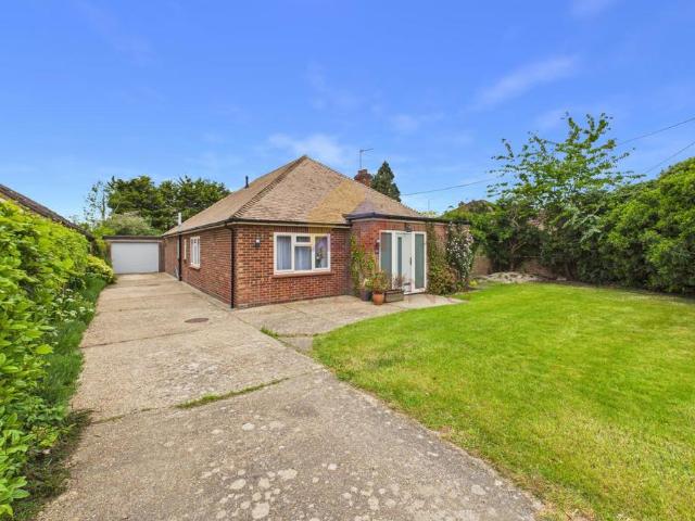 Bungalow for sale in Fordham Heath, Essex