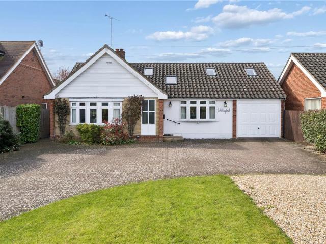 Bungalow for sale in Edlesborough, Buckinghamshire