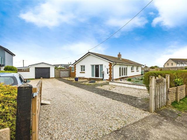 Bungalow for sale in Dol-y-bont, Wales