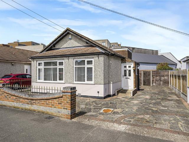 Bungalow for sale in Welling, Greater London