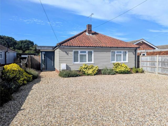 Bungalow for sale in Eastbridge, Suffolk