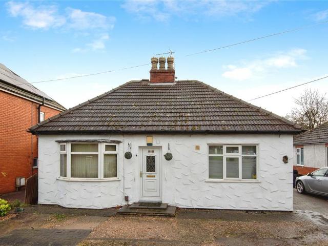 Bungalow for sale in Glebe Park, Brayford