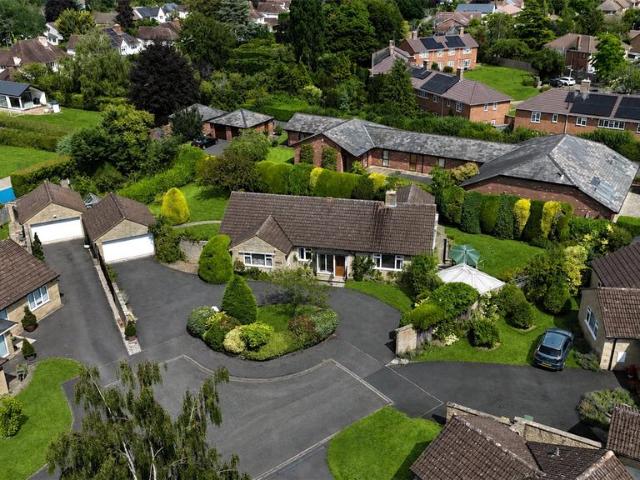 Bungalow for sale in Ewens Farm, Cheltenham