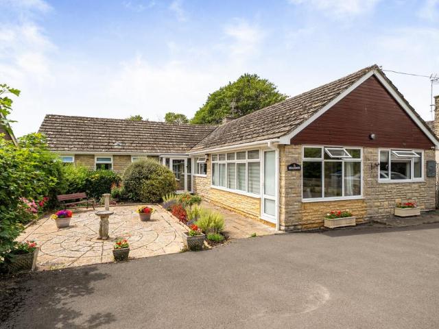 Bungalow for sale in Black Bourton, Oxfordshire