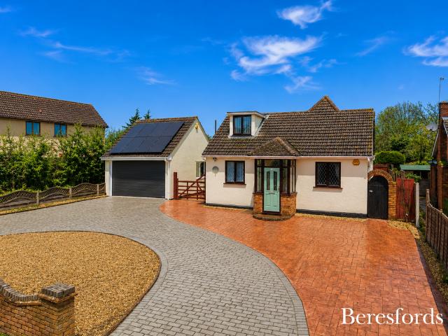Bungalow for sale in Inworth, Colchester