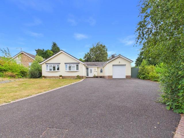 Bungalow for sale in Corfe Mullen