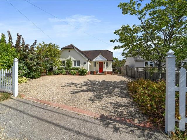 Bungalow for sale in Fordham Heath, Essex