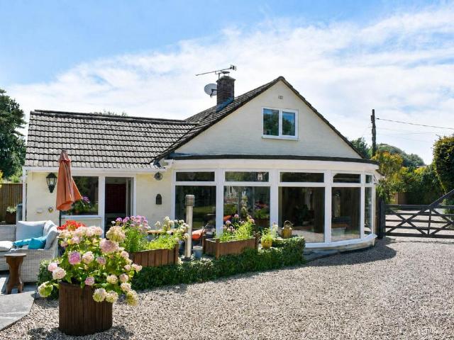 Bungalow for sale in Ashurst Bridge, Hampshire