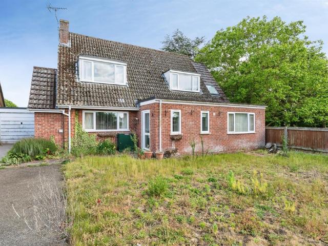 Bungalow for sale in Worlington, West Suffolk