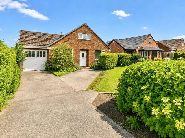Bungalow for sale in Broken Cross, Macclesfield