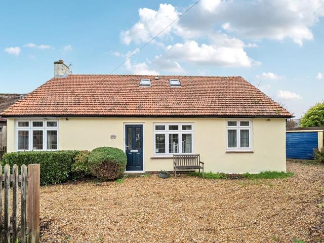 Bungalow for sale in Littlecote, West Sussex