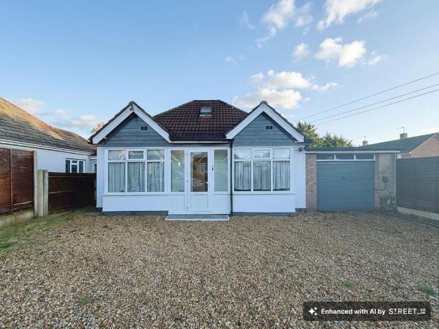 Bungalow for sale in Weston Common, City Of Southampton