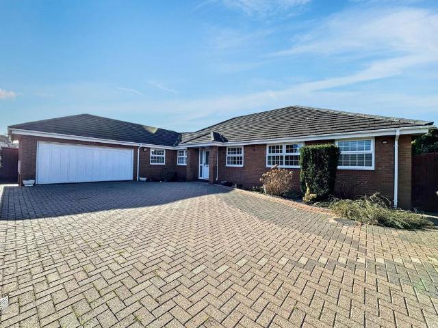 Bungalow for sale in Mount Pleasant, Penshaw